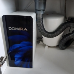 Máy lọc nước DOMIRA có vỏ 9 cấp lọc DS900H